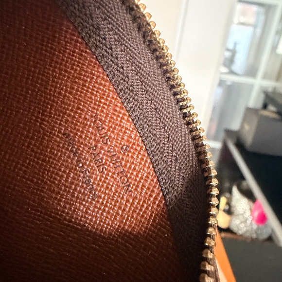 Louis Vuitton Monogram Canvas Key Holder Pouch Wallet - Picture 12 of 16